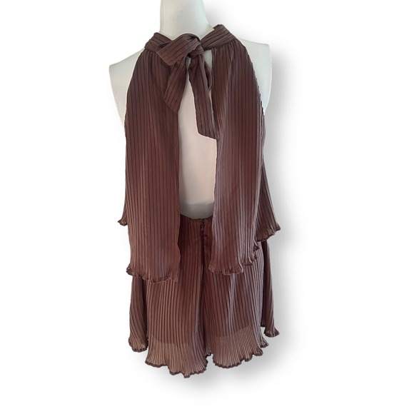 Lush One Piece Mocha Romper Pleated Sleeveless Brown Size M - Picture 3 of 12